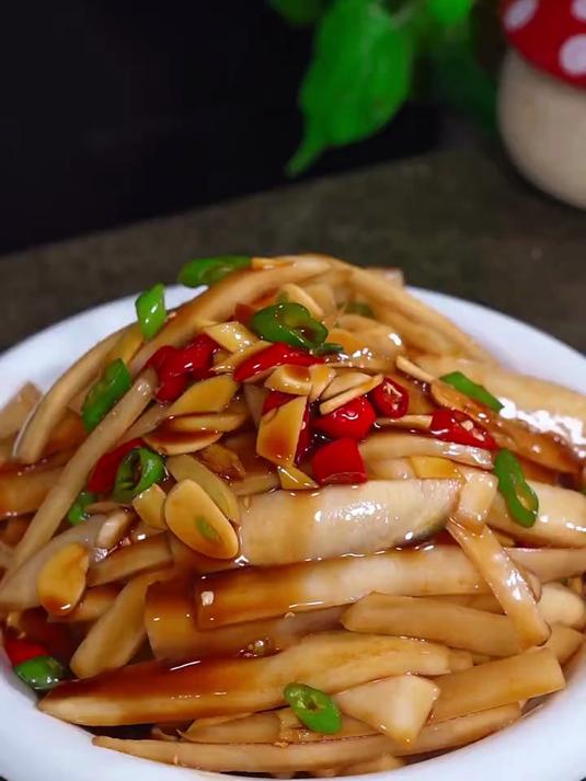 酸辣爽脆的凉拌萝卜