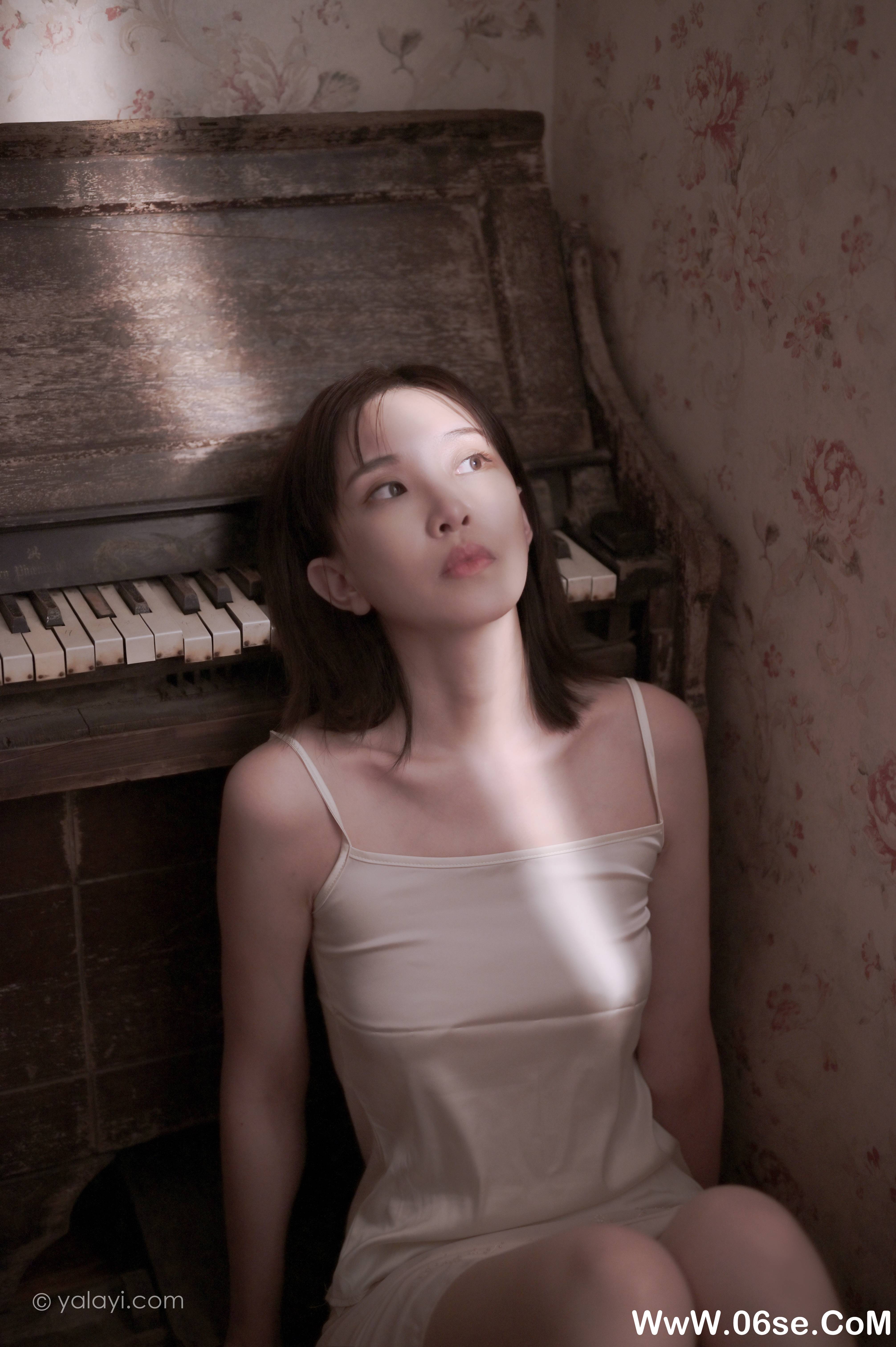 图片[5]-[YALAYI雅拉伊] 2020.08.31 NO.696 妍妍《孤独患者》[32P+1P488M]-六色网