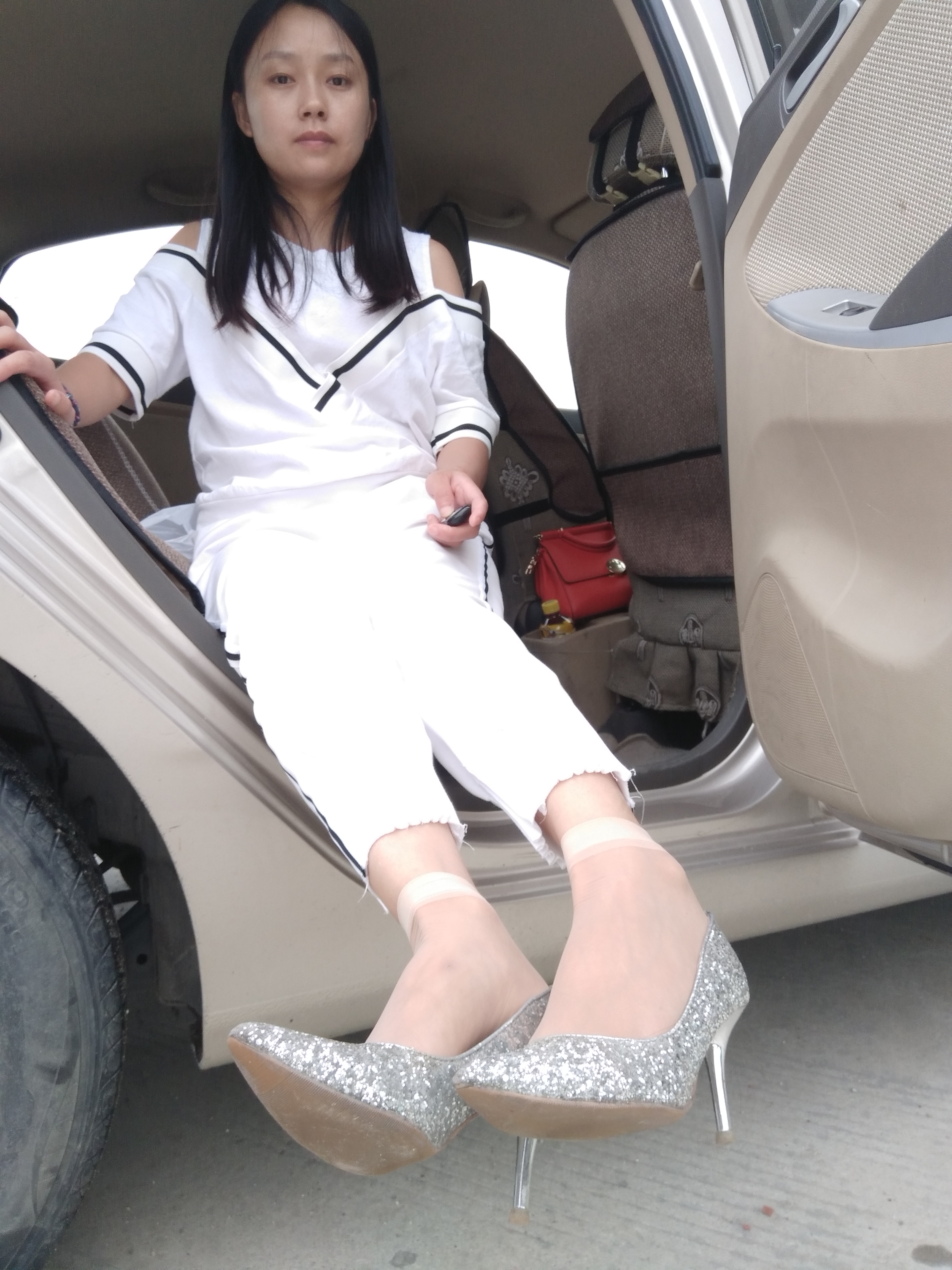 图片[38]-学妹校园寝室短丝系列041期 吴婷婷[72P221M]-六色网