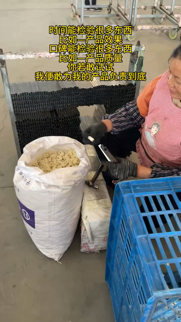 什么是产品:一半是设计,一半是艺术      什么是品牌:一半是责任,一半是服务