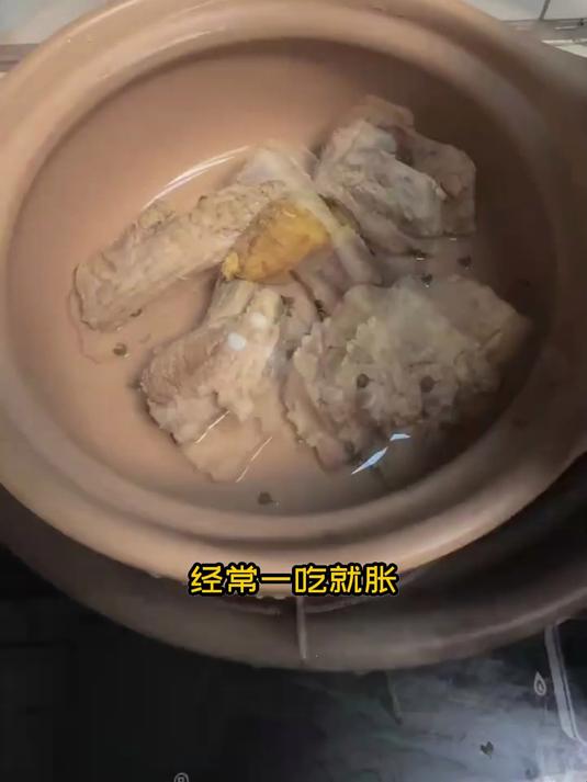 喝汤也能护肝?茶树菇排骨汤的肝脏养护秘方