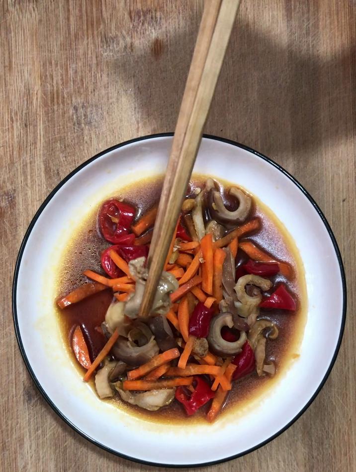 炒猪肚片的最佳配菜