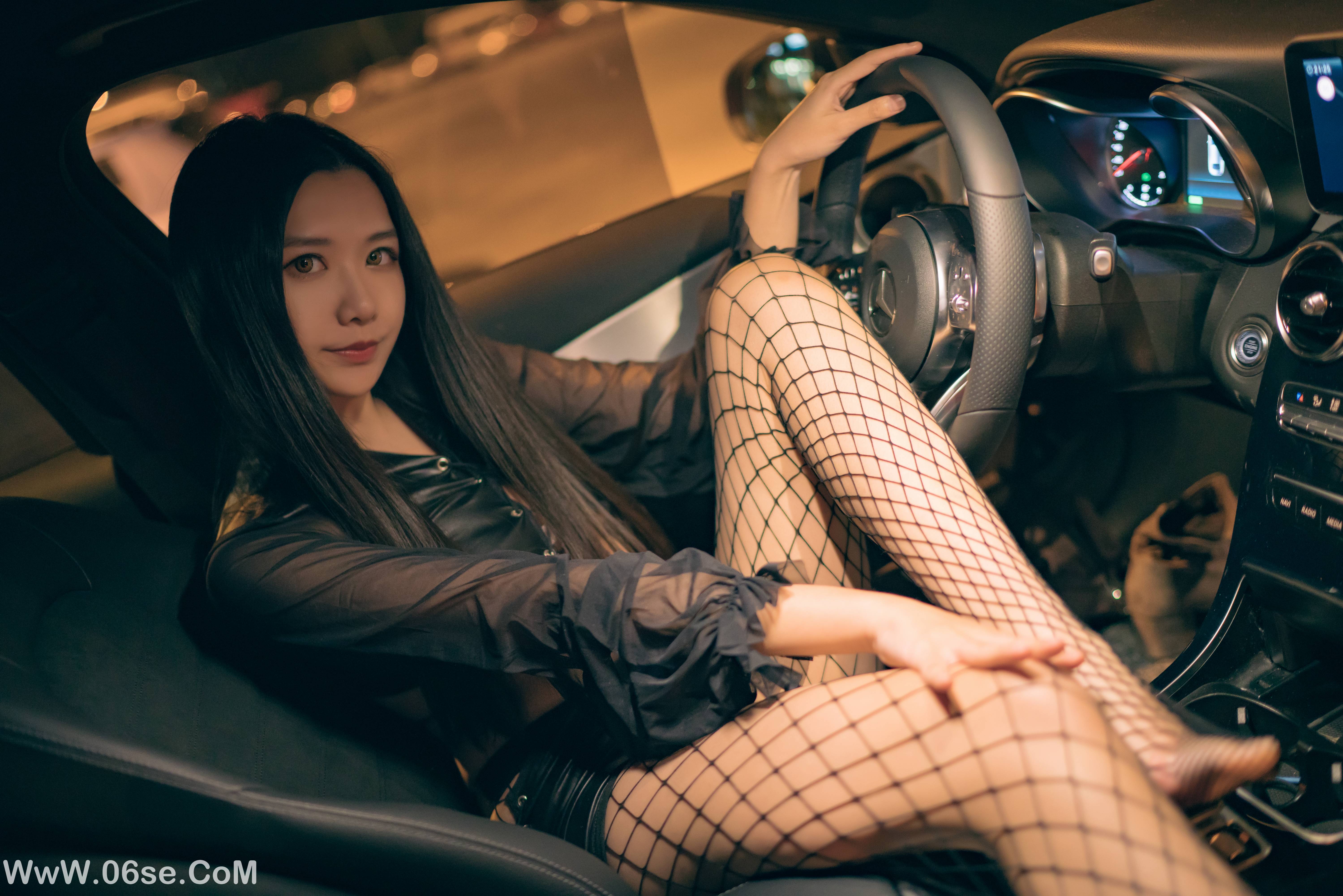 图片[4]-源纱希喵喵喵 NO.005 香车美人 [16P202M]-六色网