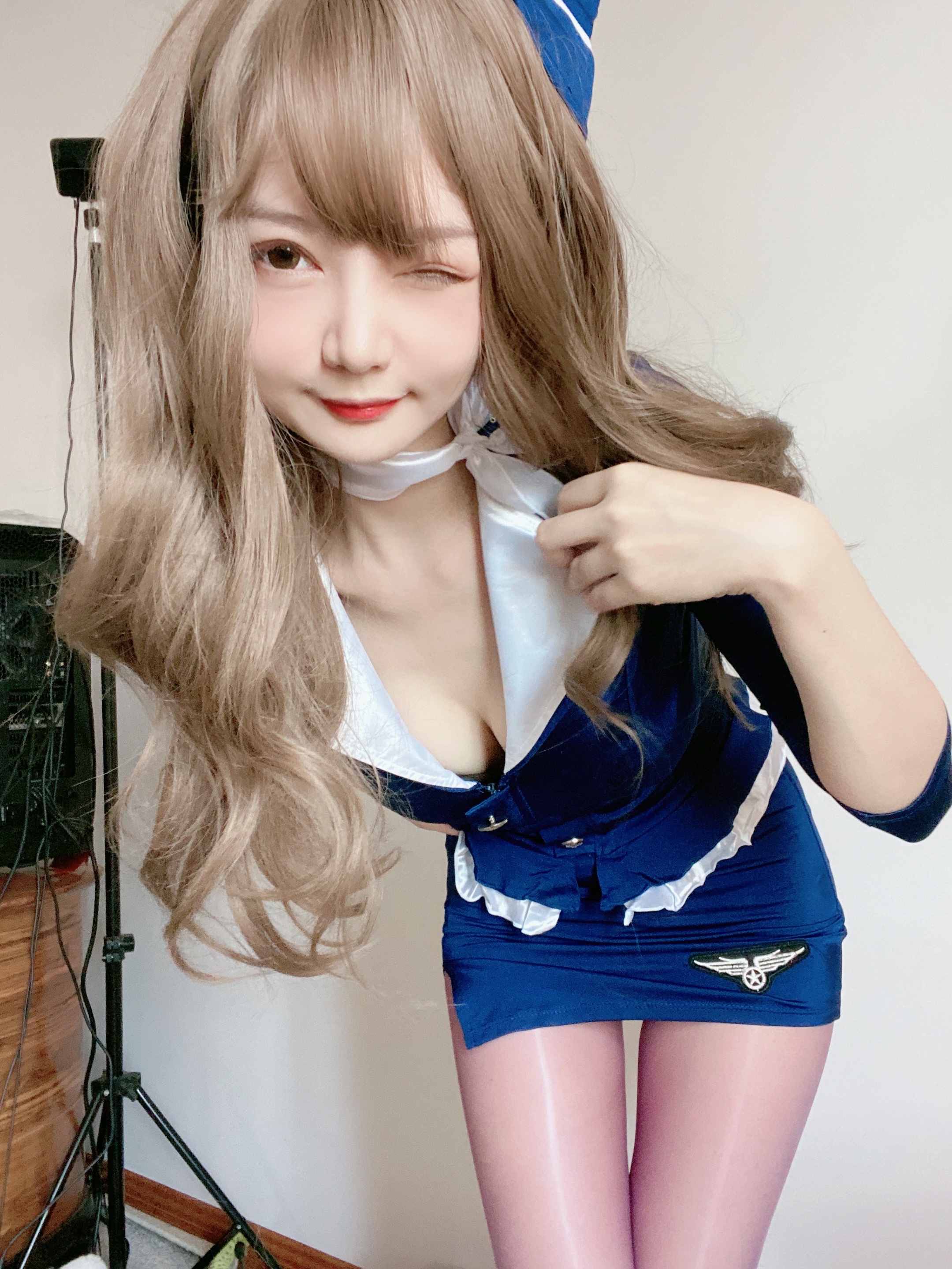 51酱 NO.007 — 蓝色制服装[35P+3V115M]-六色网