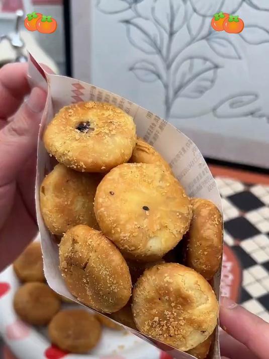 传统手作黄山烧饼!梅干菜香辣,唤醒味蕾盛宴