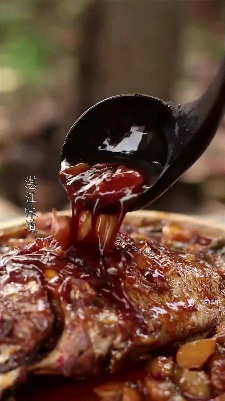 红烧罗非鱼简单的食材,简单的做法,在家就能轻松制作