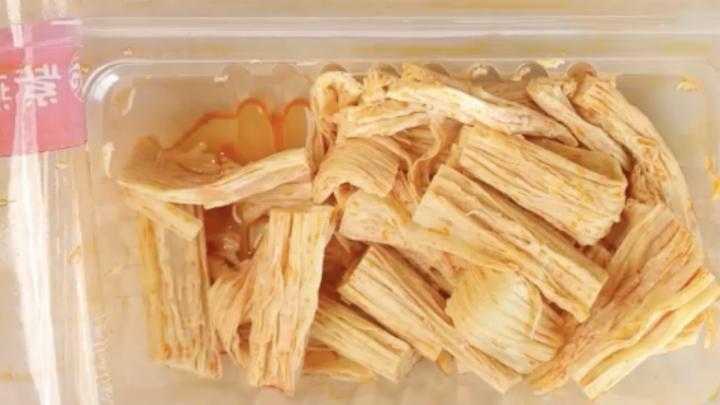 紫燕百味鸡大肠杆菌超百倍引热议,老爸评测公开卤味鸭货检测全程