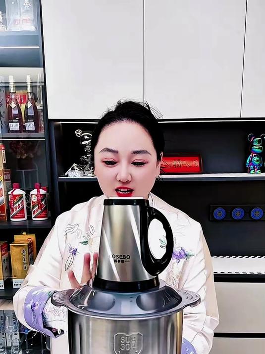 这个家用绞肉机终于来大活动了!快趁活动备上一个吧!