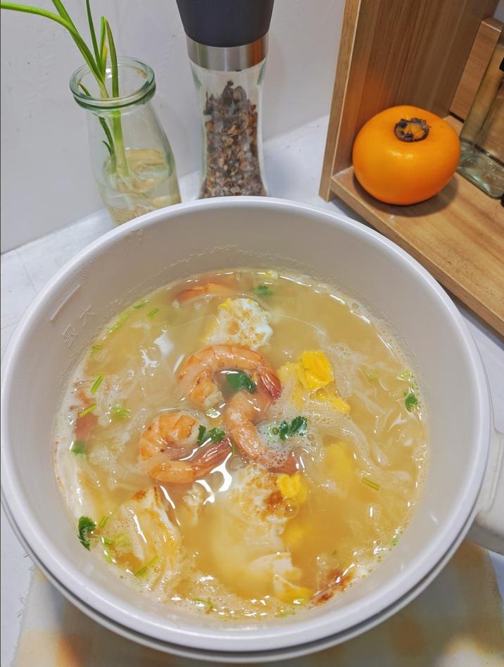 清爽鲜甜简单又好喝的鲜虾鸡蛋萝卜汤