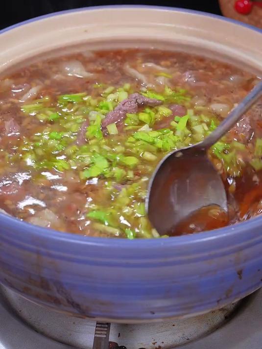 被誉为亚洲十大名汤之一的潮汕牛肉汤