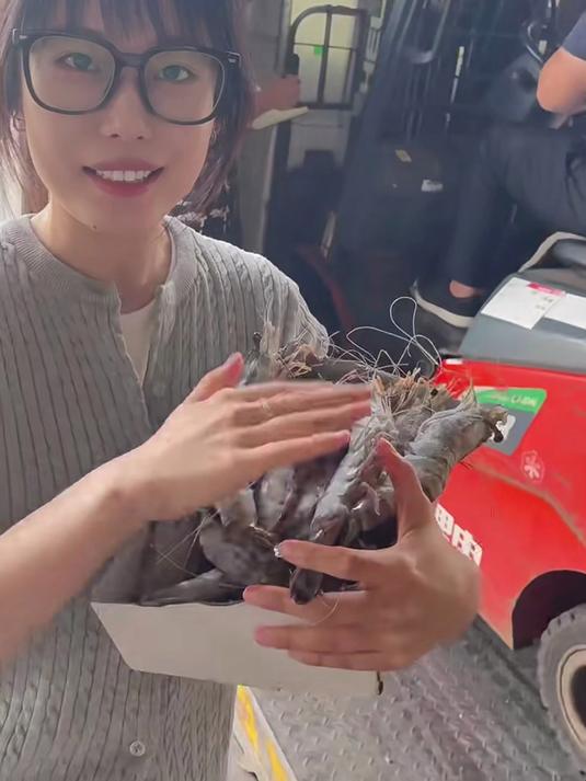 鲜活冻黑虎虾,咋做都好吃不贵