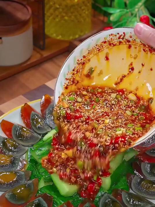 简单切一切,美味松花蛋就好