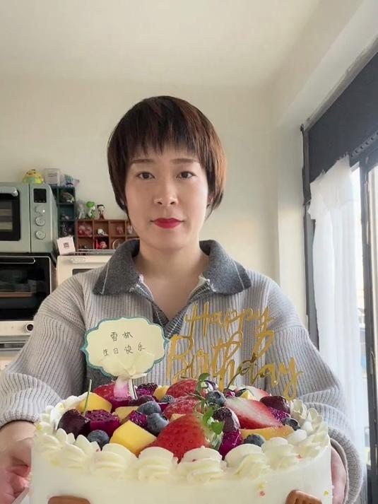染头发自己就可以染，我用的是奶茶栗棕色#踢开世界的门#