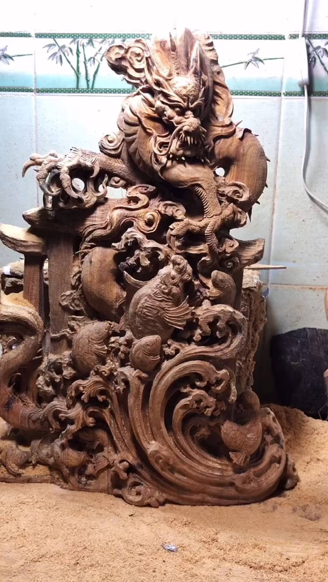 老山檀香手作,湘工精雕,鱼跃龙门,一朝便化龙