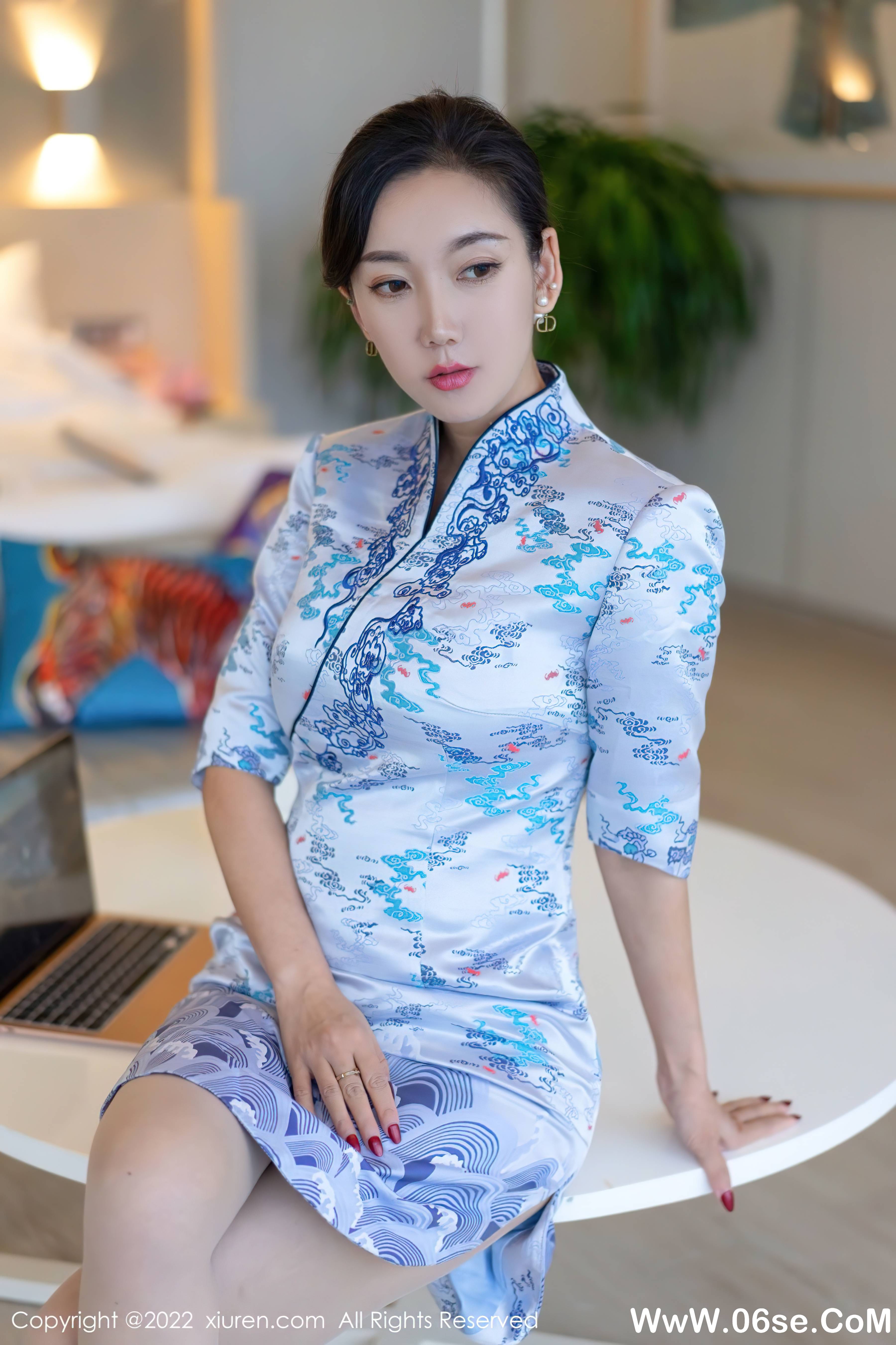 图片[2]-[XIUREN秀人网] 2022.02.21 NO.4613 艾静香[39+1P350M]-六色网