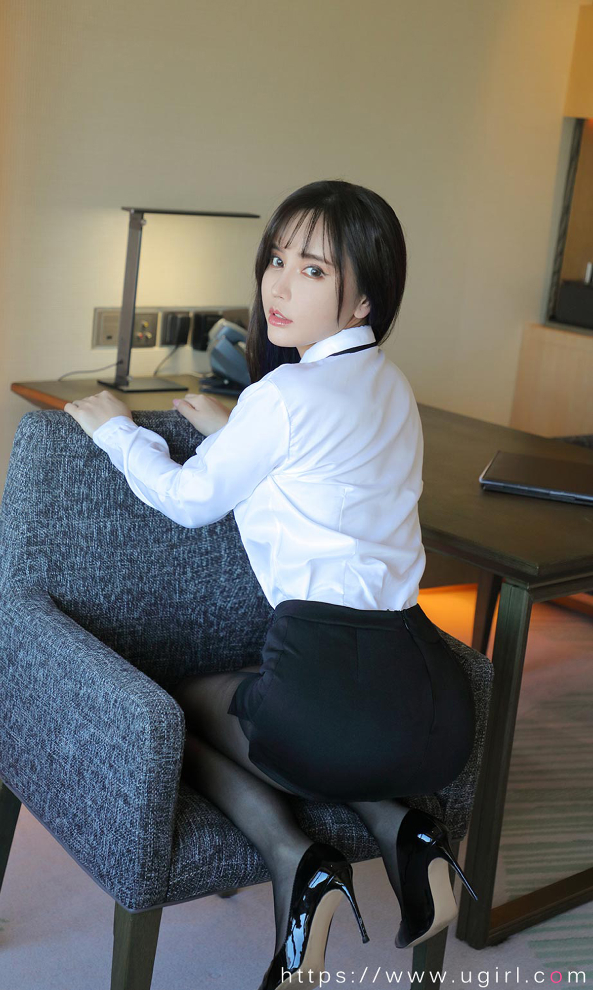图片[11]-[Ugirls爱尤物] No.2132 Ai Xiao Qing (艾小青)-六色网