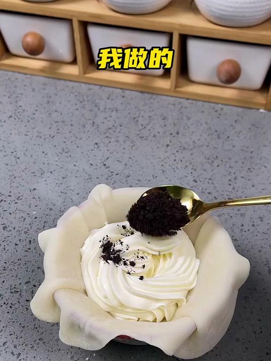 不用烤箱 只要一口锅就可以做出和甜品店一样好吃的雪媚娘