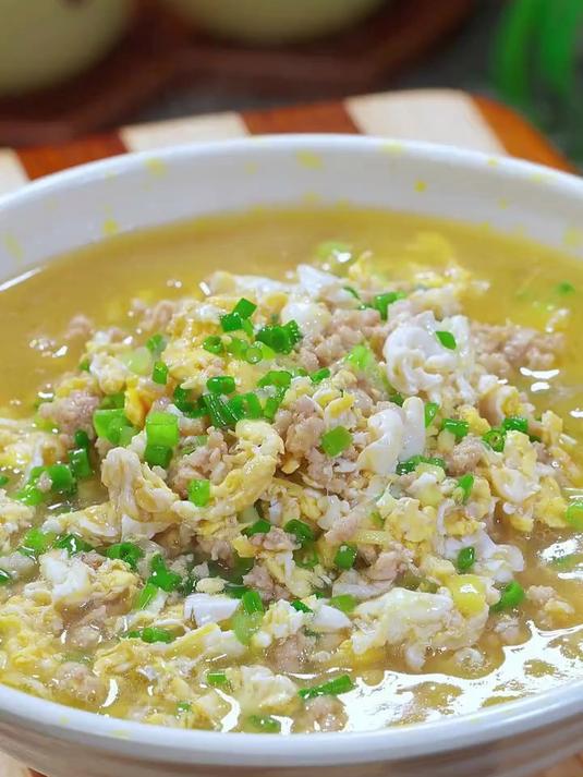 鸡蛋肉末粉丝汤太美味了