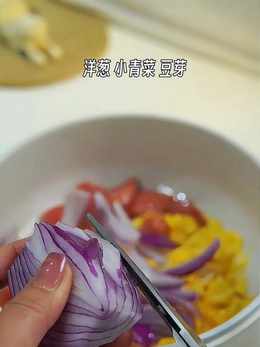 闺蜜劝我原地出摊！这样做的辣炒年糕真的太好吃啦