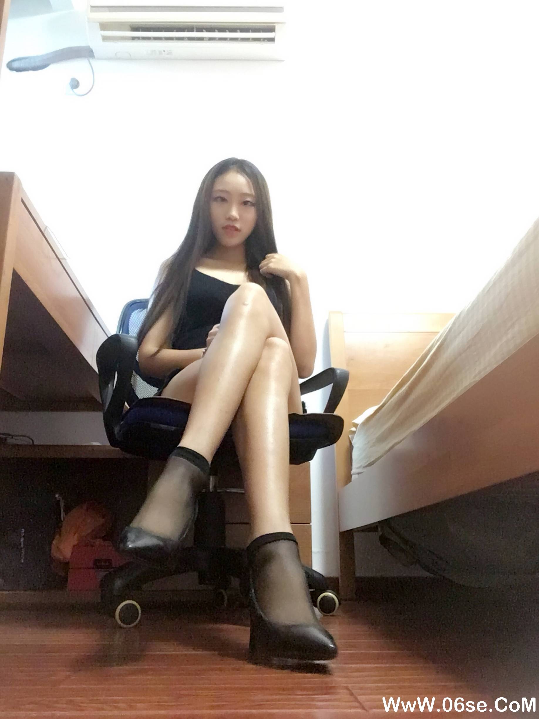 图片[48]-学妹校园寝室短丝系列010期 曾雨柔[96P290M]-六色网
