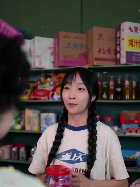 山鸡哥的恐龙抗狼太难听了!还是小搪瓷姐姐做的香橙莓果好吃!