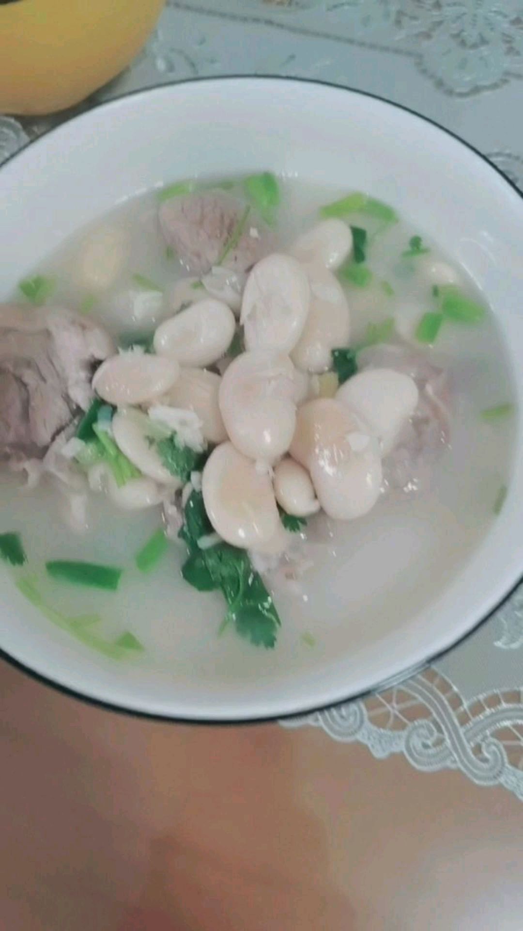 芸豆猪蹄汤终于炖好啦