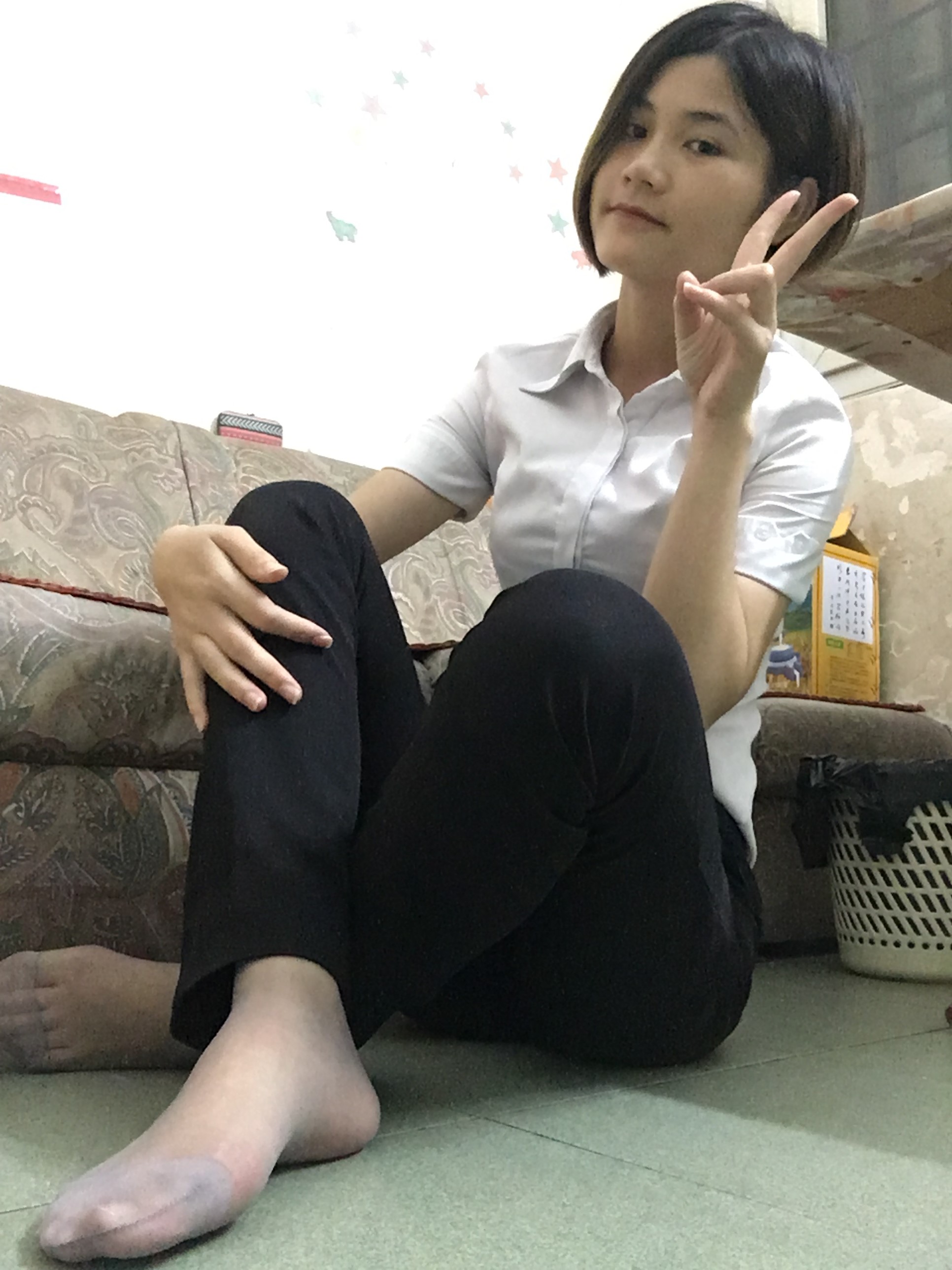 图片[5]-学妹校园寝室短丝系列032期 谭佐婷[40P22M]-六色网