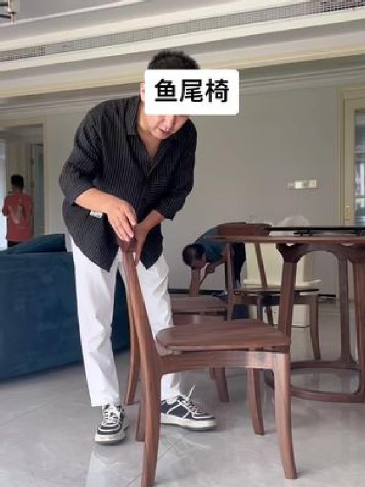 经典鱼尾椅 设计是如何在舒适与美观之间找到平衡点