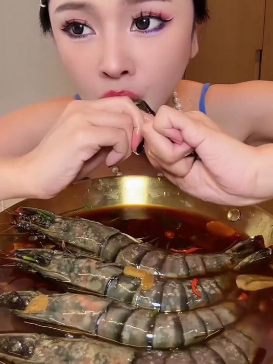 新鲜海捕太懂!黑虎虾紧实鲜甜,咋做都赞