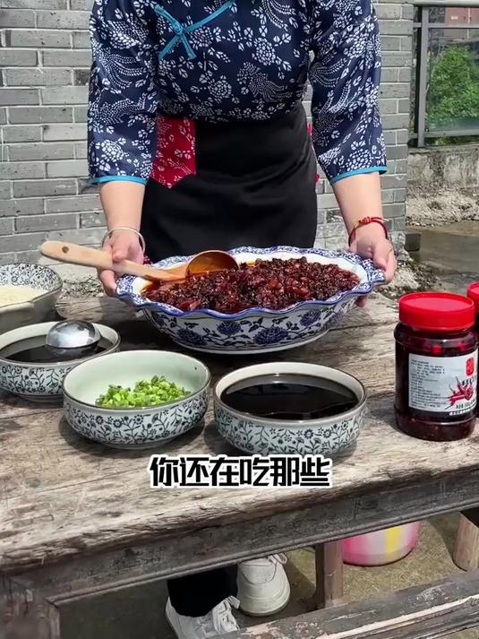 你还在吃哪些只有辣，没有香的辣椒酱吗？