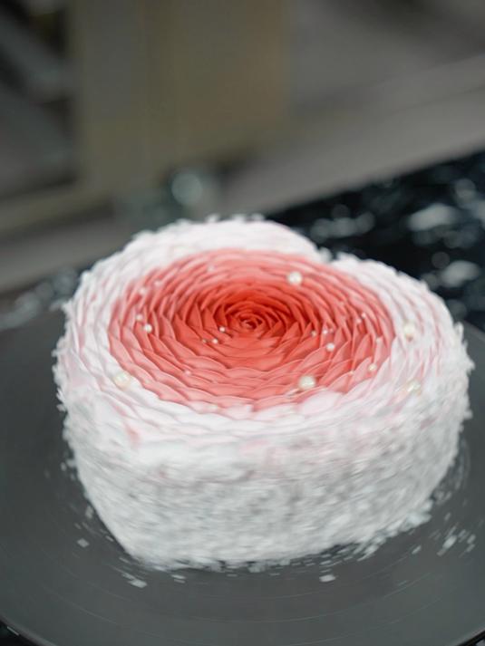 心形渐变蛋糕裱花制作要点