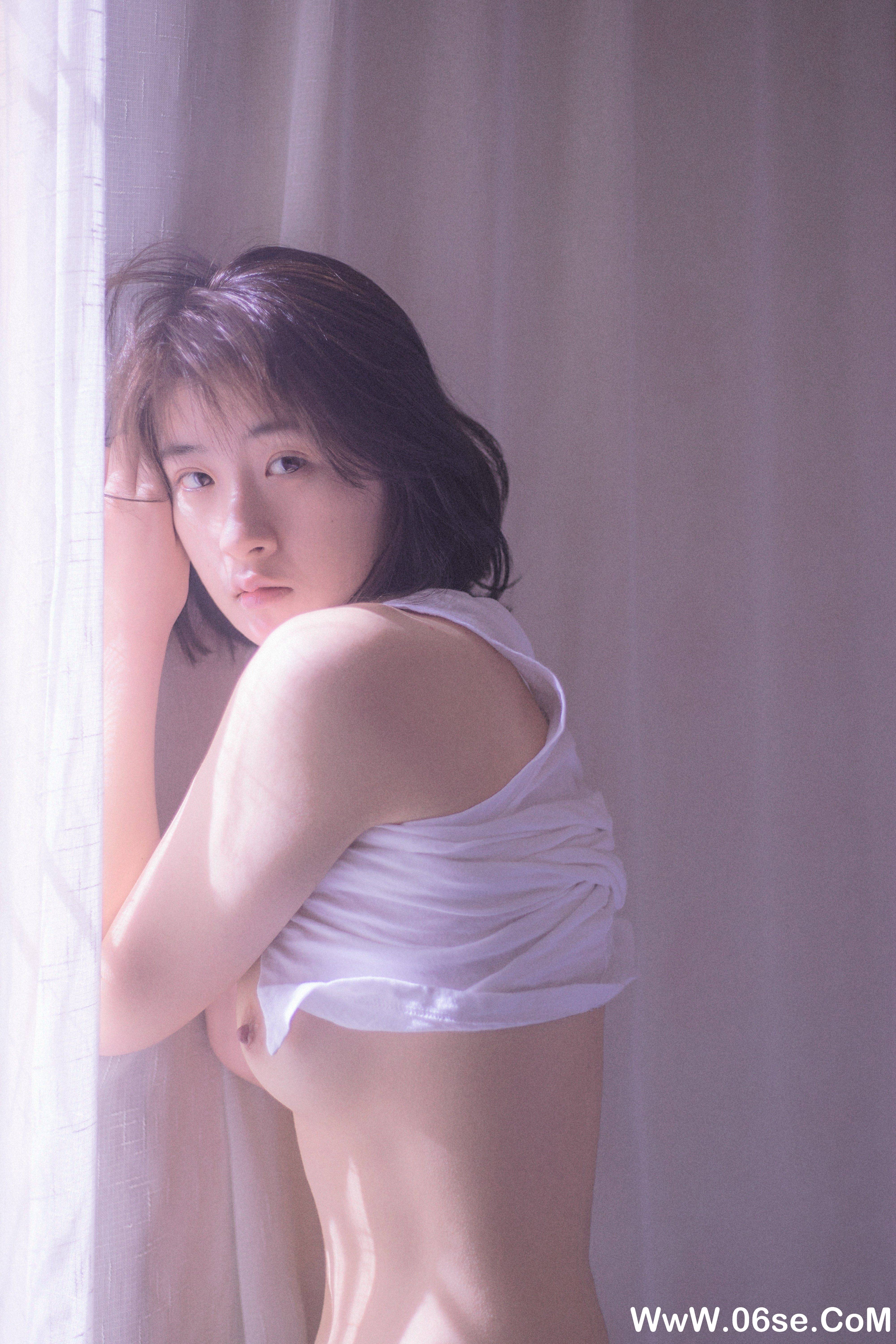 图片[27]-小何同学 – 037 晨霞时光 [48P228M]-六色网