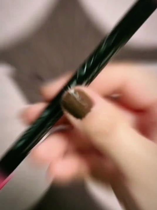 手绘陶瓷盘 自己画的盘子也忒好看了