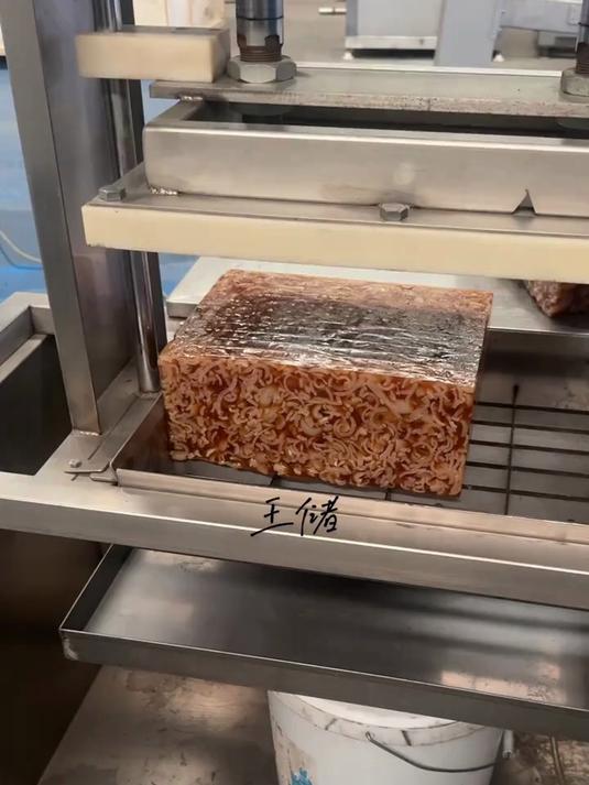 山楂糕肉皮冻气动切片切块机设备生成厂家