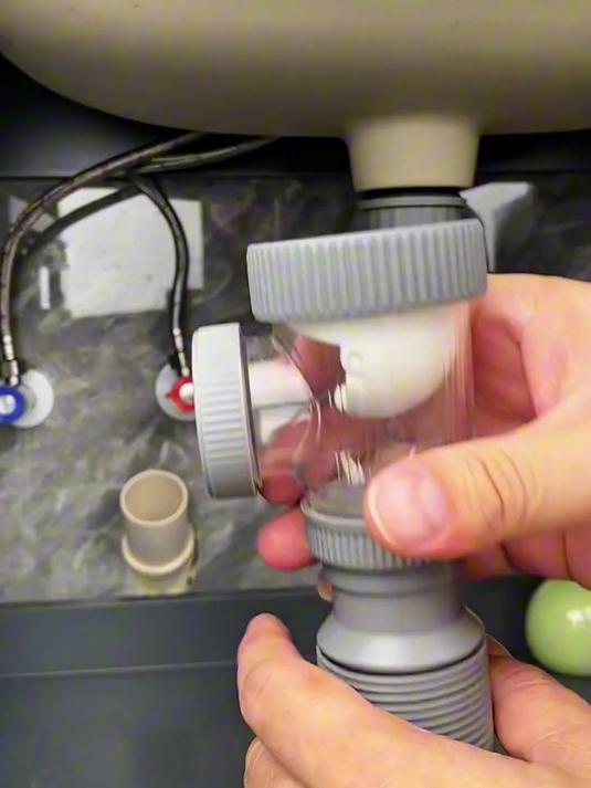 卫生间下水用什么好,横排竖排都通用下水器更加方便,安装简单