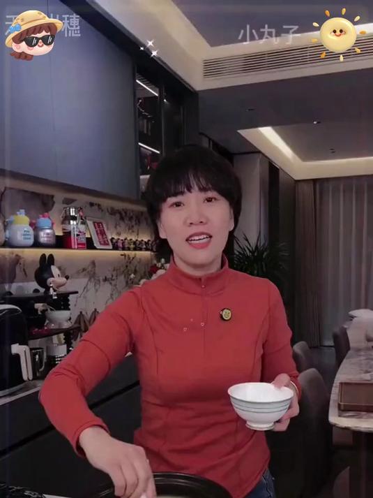 减脂期饿肚子怕高热量?玉米碴子粥低卡,喝着饱腹不发胖