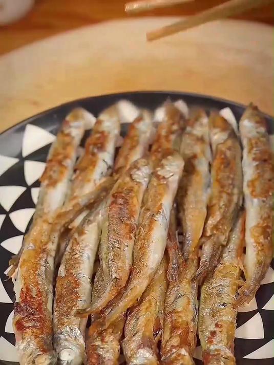 多春鱼香酥入味,追剧必备小零食!