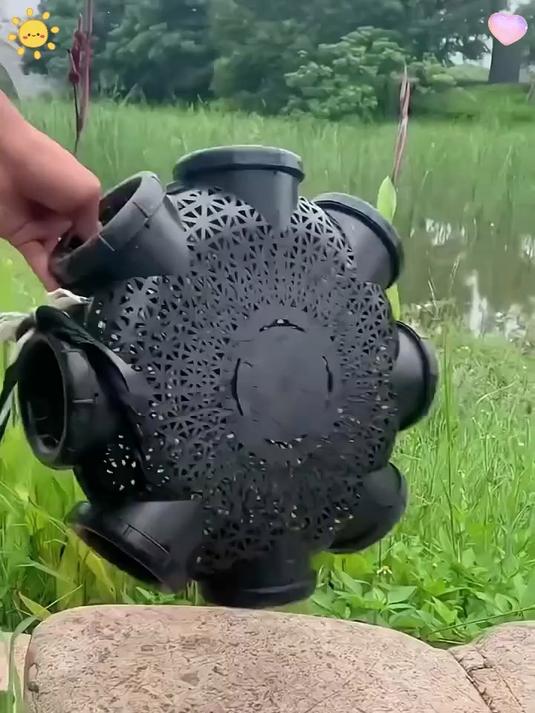 竹编智慧藏机关!一笼沉水引鳝入,清晨提笼满当当,野鲜轻松捕