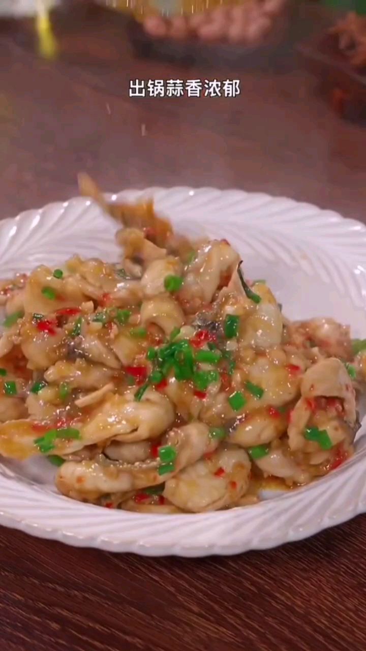 蒜香鱼片,做法简单,鲜香滑嫩