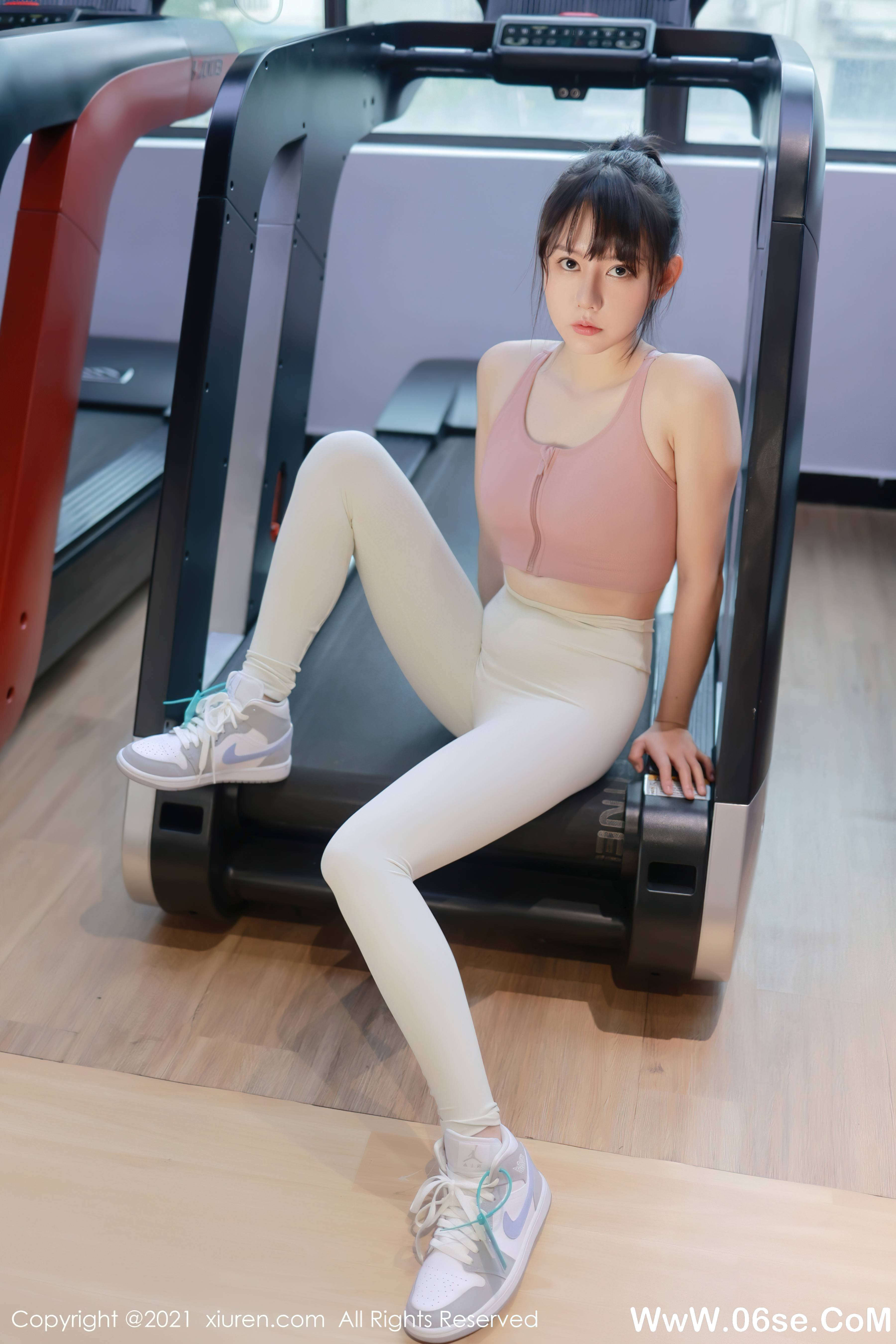 图片[2]-[XIUREN秀人网] 2021.10.29 NO.4137 韩希蕾[30+1P336M]-六色网