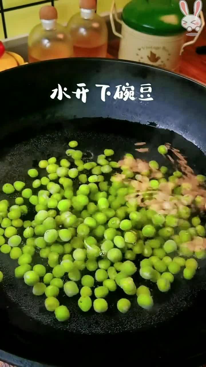 外婆菜炒碗豆,简单好吃又下饭