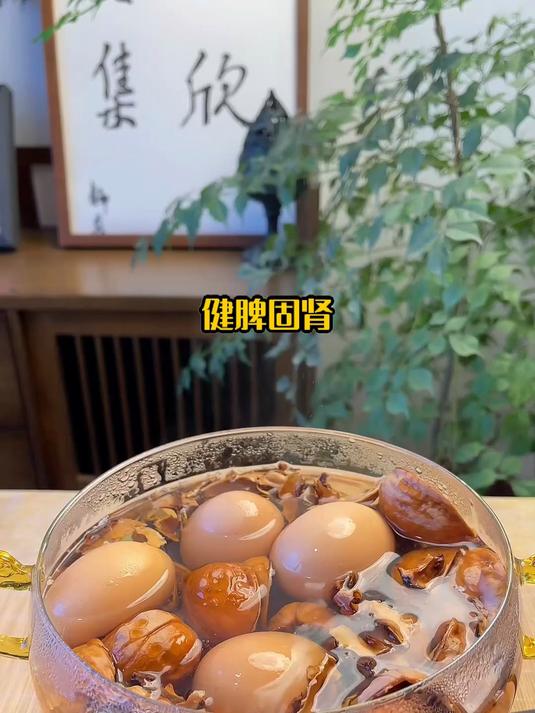 被低估的神仙汤!核桃壳煮鸡蛋,你吃过这么补的蛋吗?