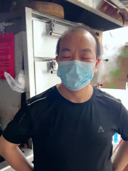 带小老外吃咱们的八大菜系之湘菜篇5#外国人在中国过年##随手拍年味##过年吃什么##真实生