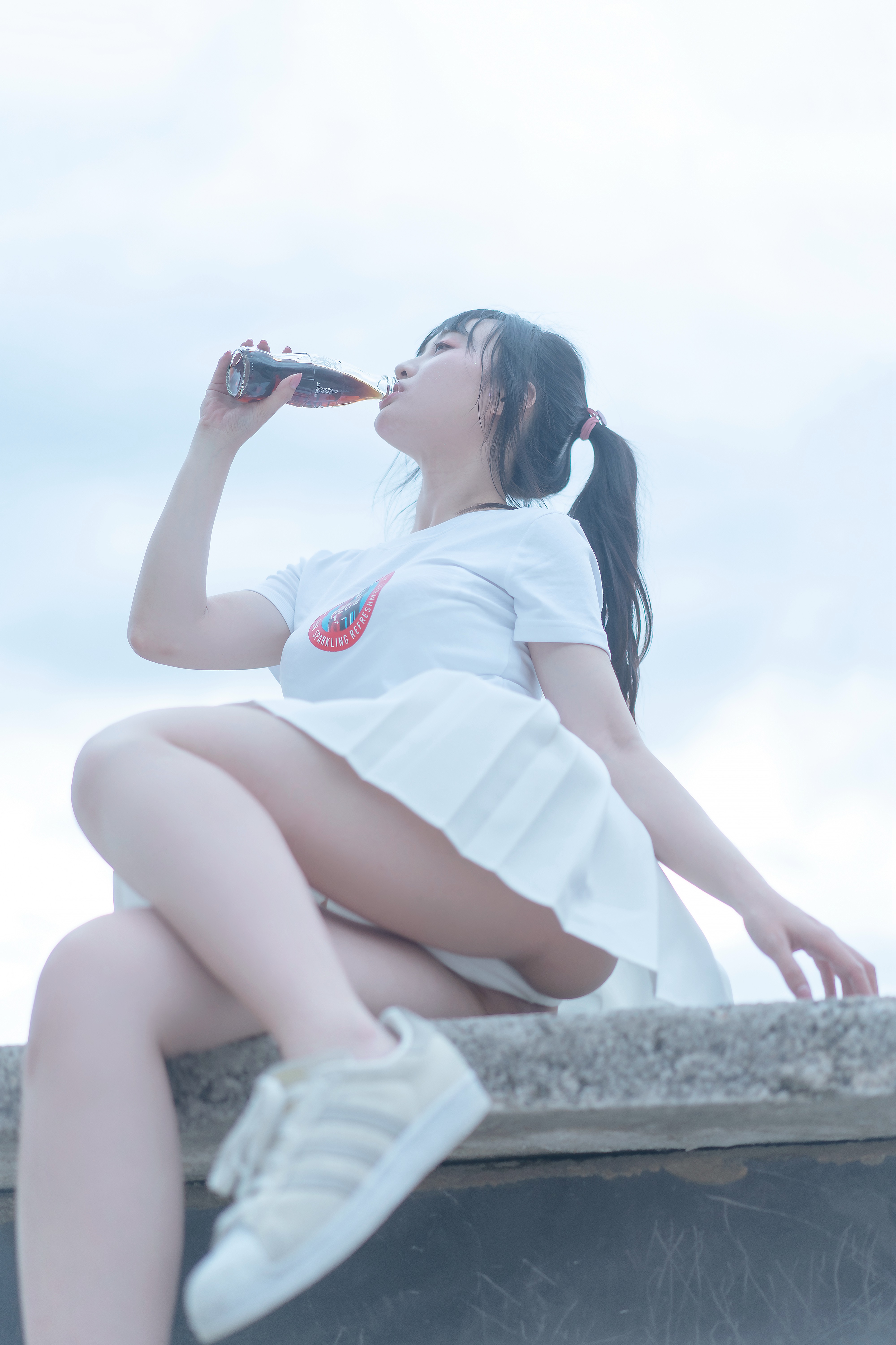 图片[11]-小何同学 – 053 尾巴可乐JK [18P33M]-六色网