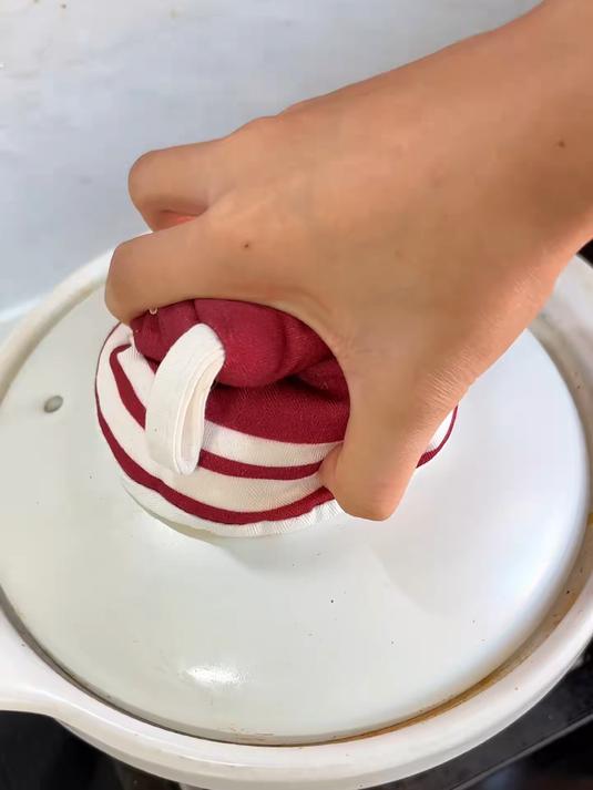 砂锅板栗鸡翅煲