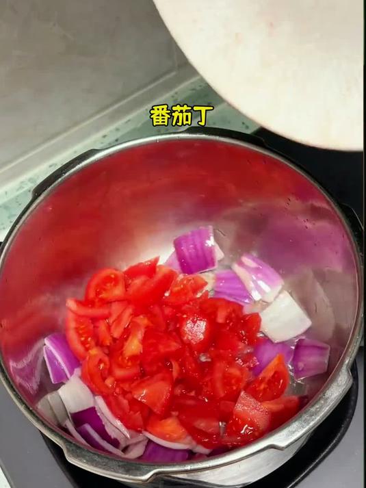 简单又美味的家庭版番茄炖牛腩，学会了都能多吃两碗米饭番茄牛腩