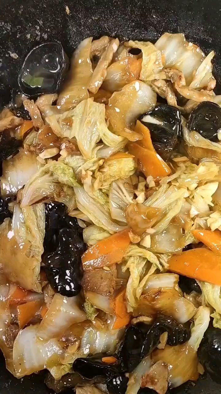 白菜炒木耳,素菜美食