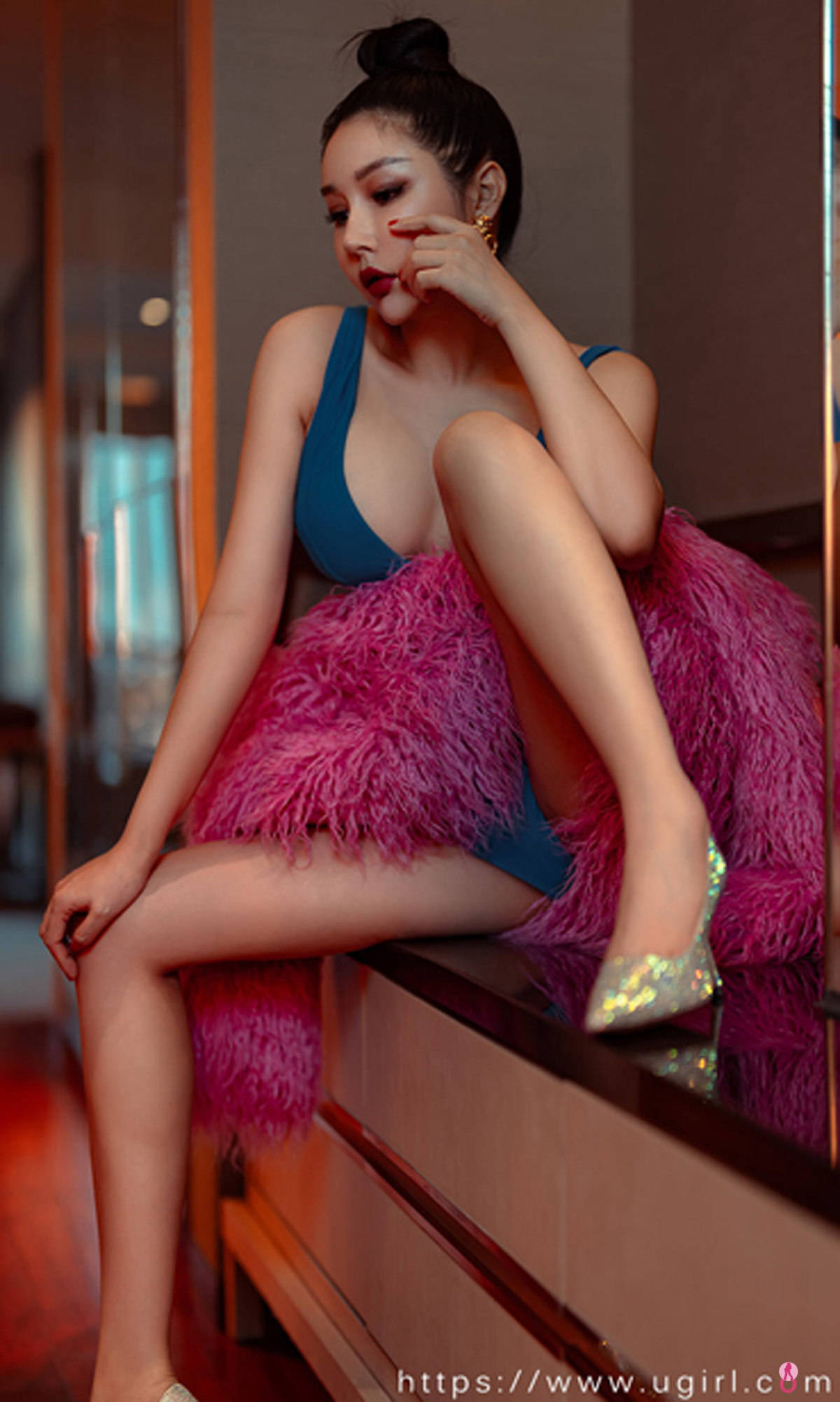 图片[24]-[Ugirls爱尤物] No.2323 Tian Bing Bing (田冰冰)-六色网