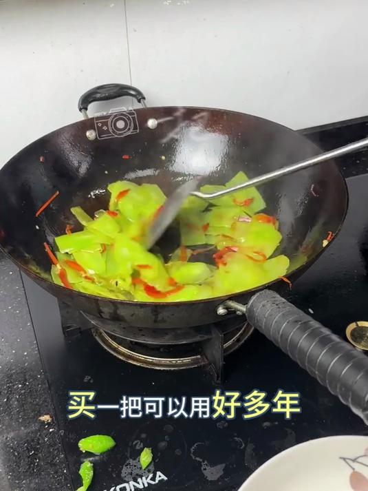 这款304不锈钢锅铲,不管是颠勺炒菜,还是盛汤盛菜都太好用了