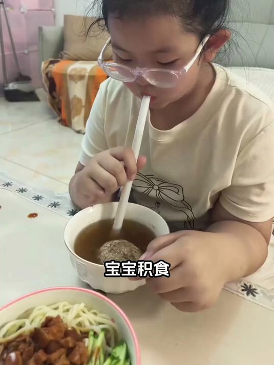 独脚金瘦肉汤+红枣,养生又补血